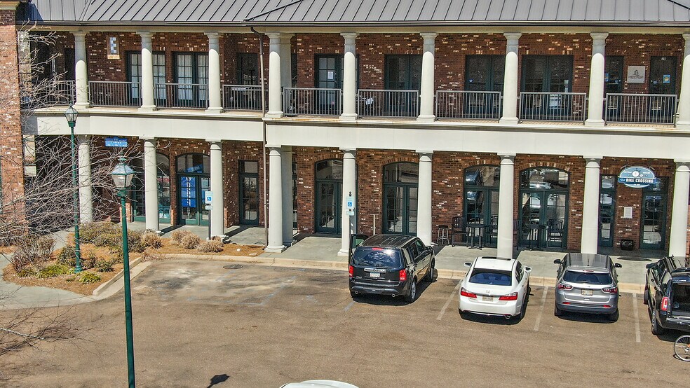 More Photos Of 113-115 W Jackson Ave, Ridgeland Unknown For Lease