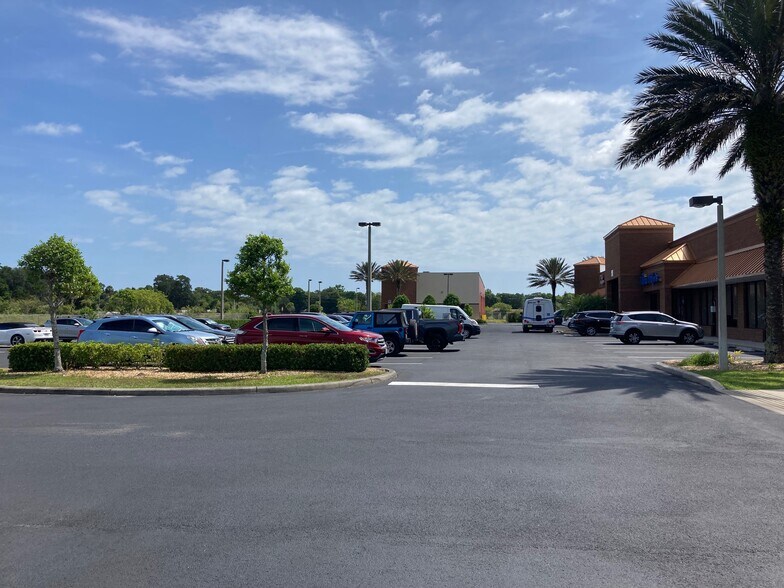 More Photos Of 955 Foster Way, South Daytona Medical For Sale