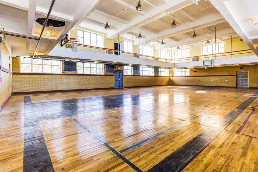 More Photos Of 140 E Hanover St, Trenton Schools For Sale