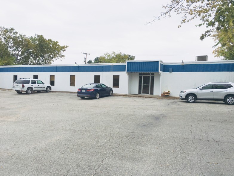 Primary Photo Of 405 Mitchell St, Bryan Office For Sale