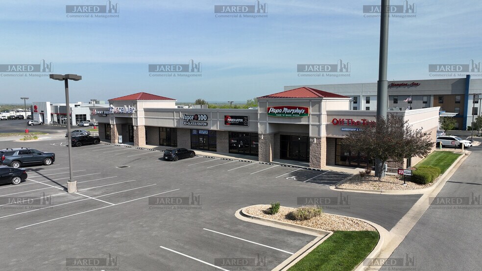 More Photos Of 151 Saint Robert Blvd, Saint Robert Storefront For Lease