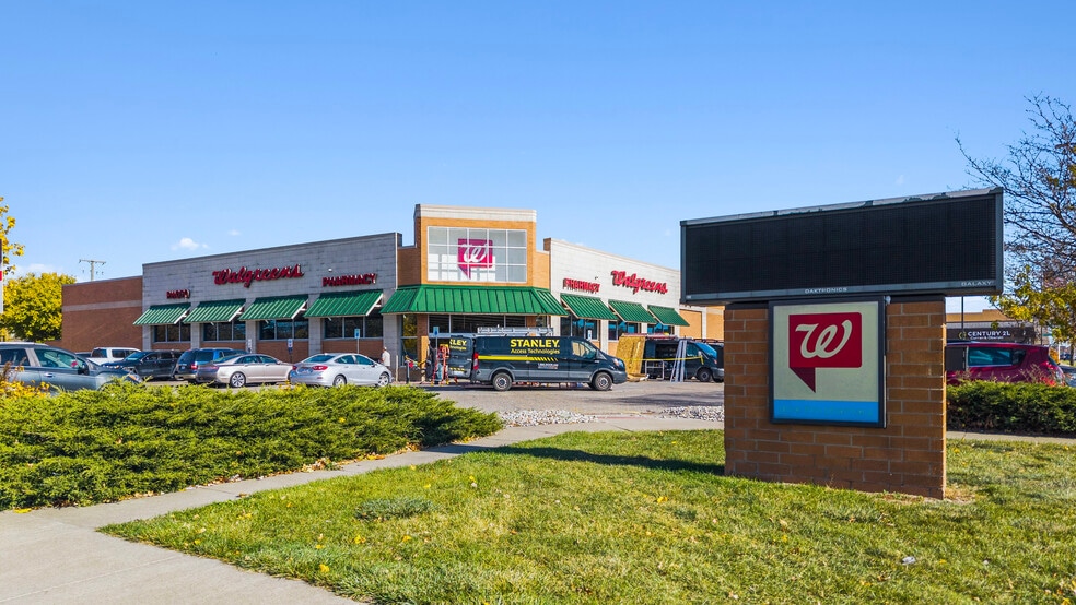 More Photos Of 25700 Ford Rd, Dearborn Heights Drugstore For Sale