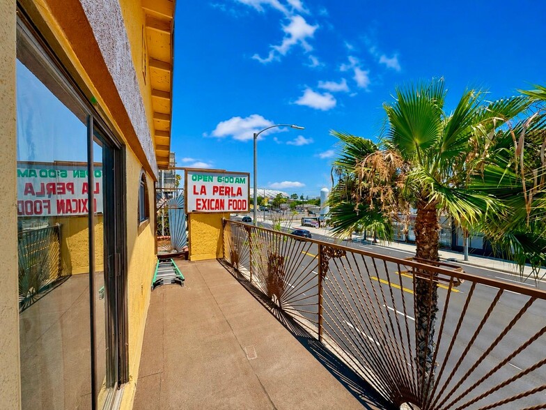 More Photos Of 10623 S Prairie Ave, Inglewood Storefront Retail Residential For Lease