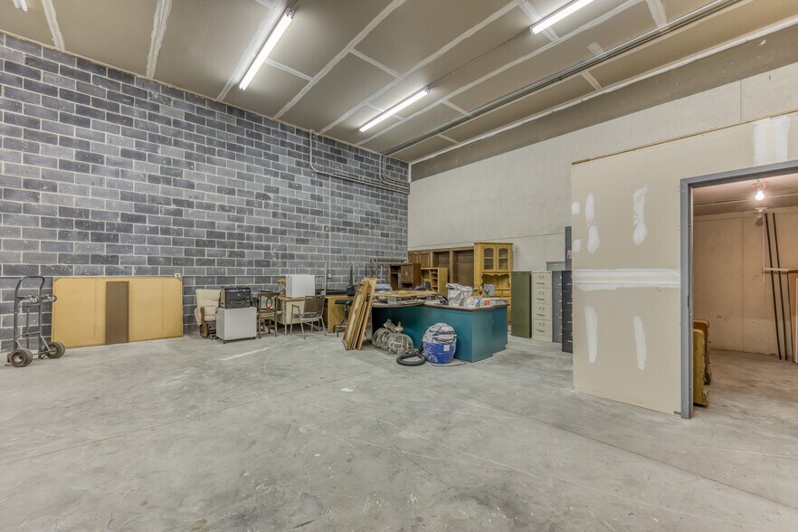 More Photos Of 3545 W Market St, Johnson City Industrial For Sale