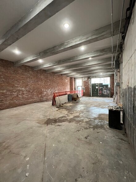More Photos Of 1077-1081 Atlantic Ave, Brooklyn Showroom For Lease