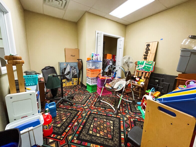 More Photos Of 2-8 Hawley St, Binghamton Hotel For Lease