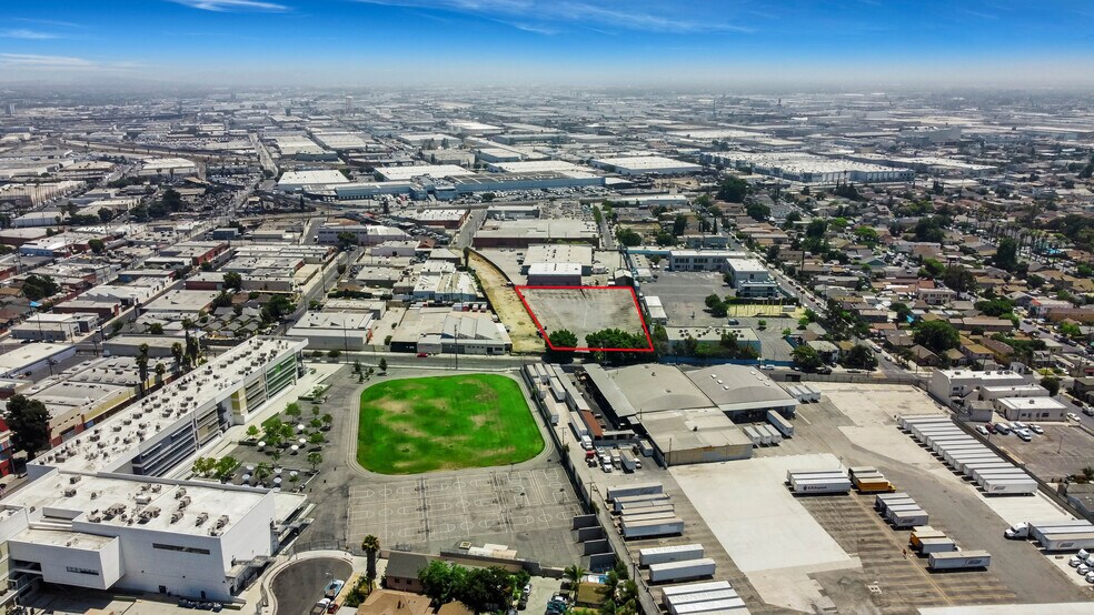 More Photos Of 2720 Compton Ave, Los Angeles Land For Sale