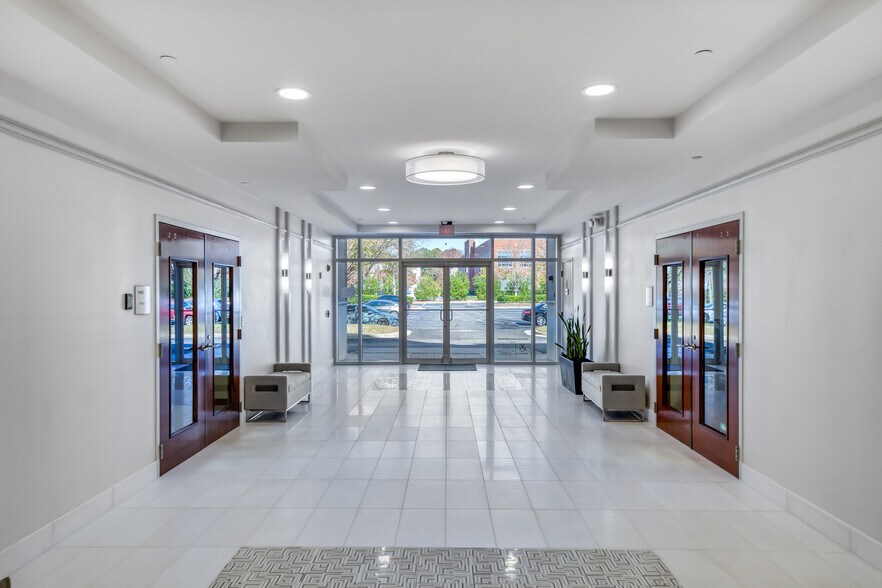 More Photos Of 675 Mansell Rd, Roswell Coworking Space