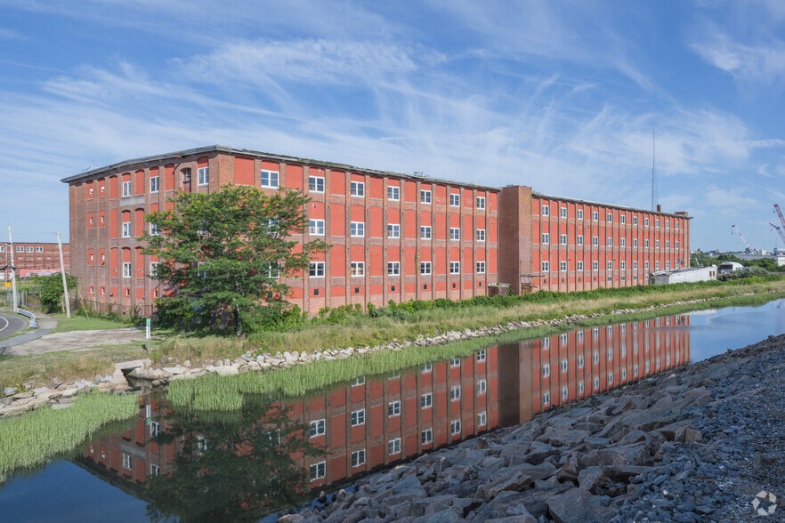 Primary Photo Of 11 Cove St, New Bedford Manufacturing For Sale