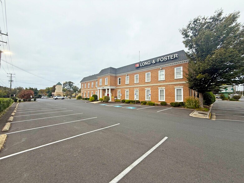 More Photos Of 795 Rockville Pike, Rockville Office For Lease