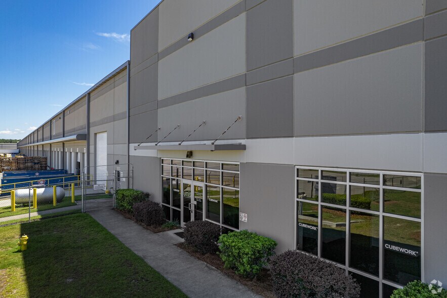 More Photos Of 320 Morgan Lakes Blvd, Pooler Distribution For Lease