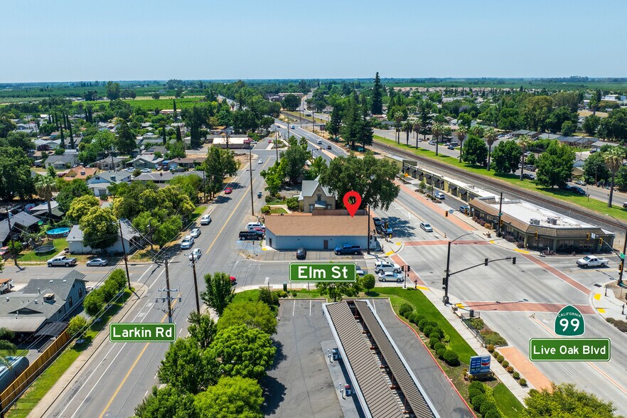 More Photos Of 9793 Live Oak Blvd, Live Oak Storefront Retail Office For Sale