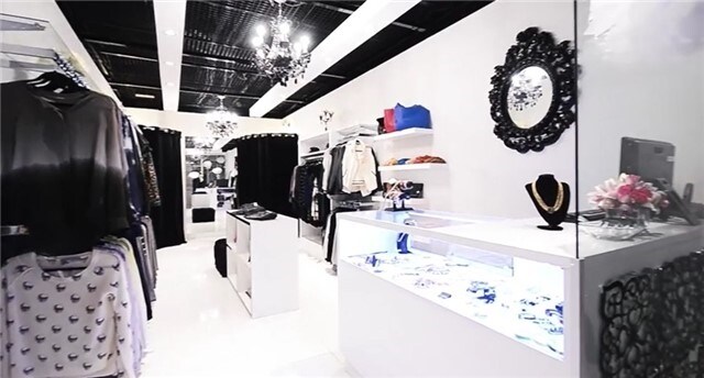 More Photos Of 384 Yonge St, Toronto Apartments For Lease