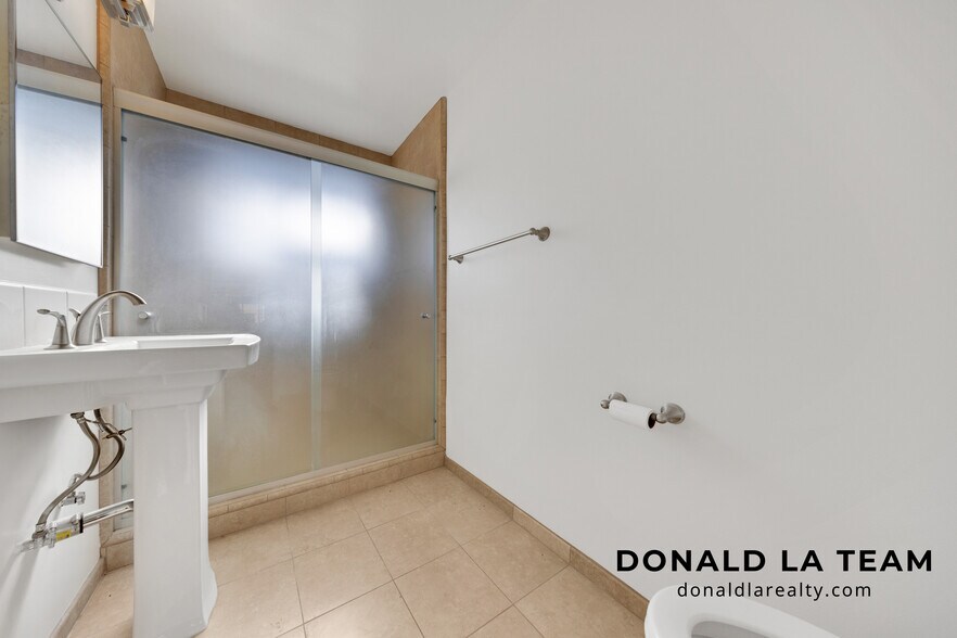 More Photos Of 1515 W Commonwealth Ave, Alhambra Apartments For Sale