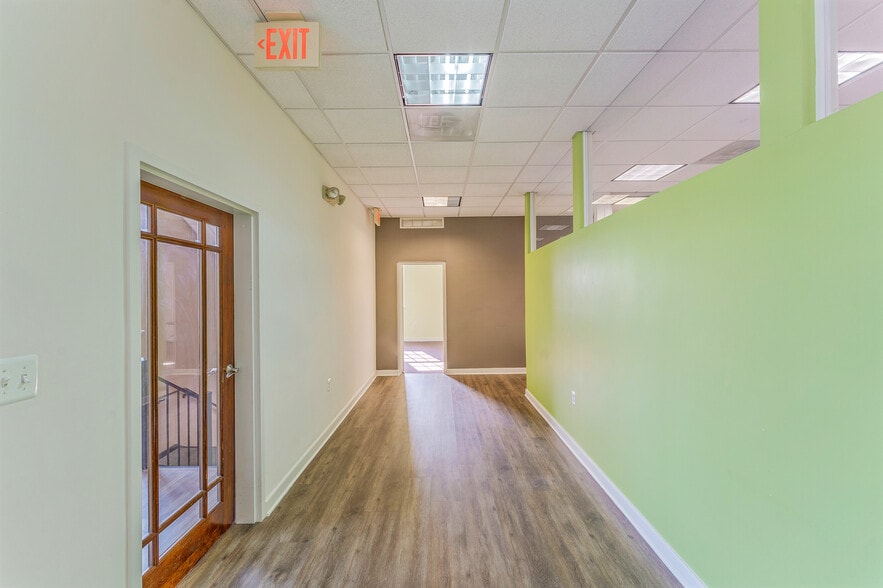 More Photos Of 728 S Washington St, Alexandria Office For Lease