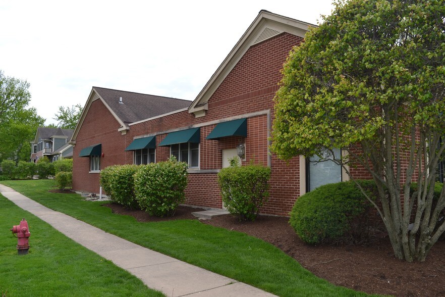 More Photos Of 301 W Railroad Ave, Bartlett General Retail For Sale