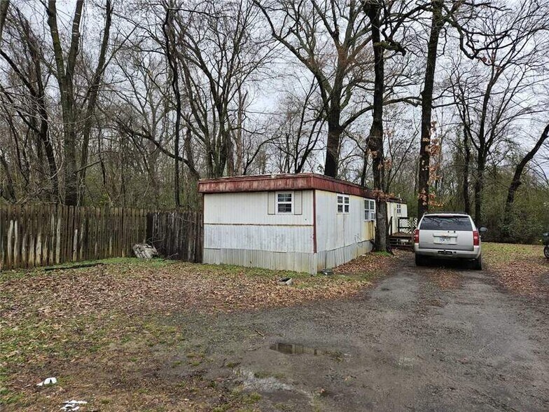 More Photos Of 188 Fields St, Russellville Multifamily For Sale