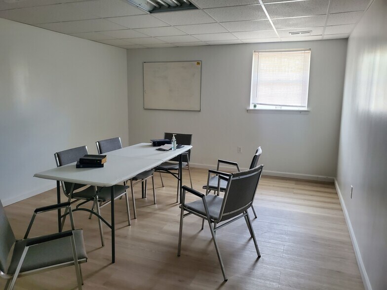 More Photos Of 715 S Shamrock Rd, Bel Air Office Residential For Sale