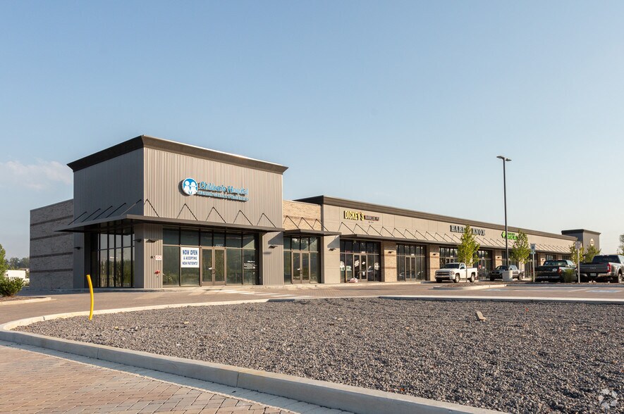 More Photos Of 10821-10852 Hardin Valley Rd, Knoxville General Retail For Lease