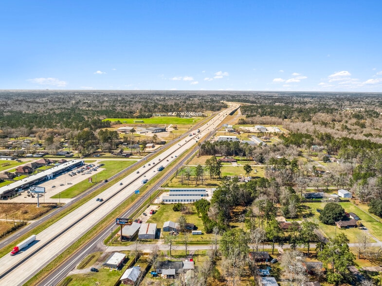 More Photos Of 405 North St, Vidor Self Storage For Sale