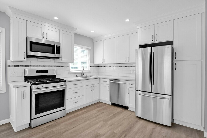 More Photos Of 1919 Curtis St, Berkeley Apartments For Sale