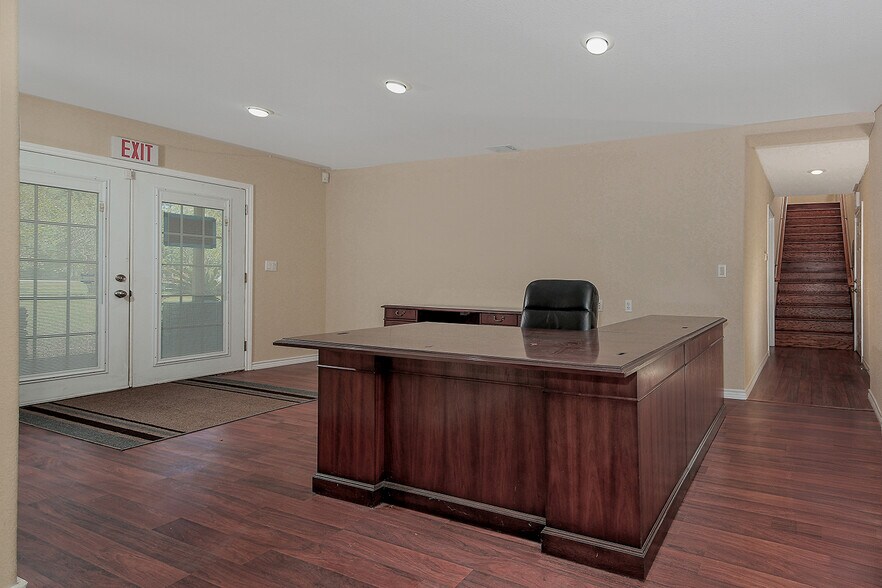 More Photos Of 1231 Pruitt Rd, Spring Office Residential For Sale