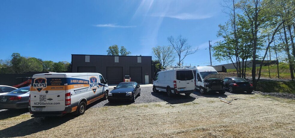 More Photos Of 870 Glenn Bridge Rd, Arden Auto Repair For Sale