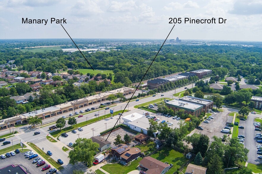 More Photos Of 205 Pinecroft Dr, Roselle Office For Sale