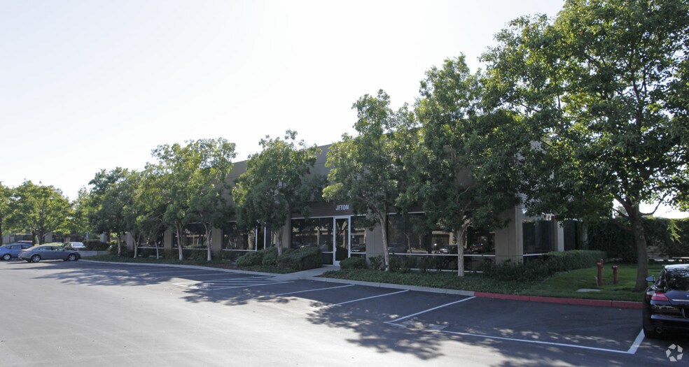 More Photos Of 32950 Alvarado Niles Rd, Union City Warehouse For Lease