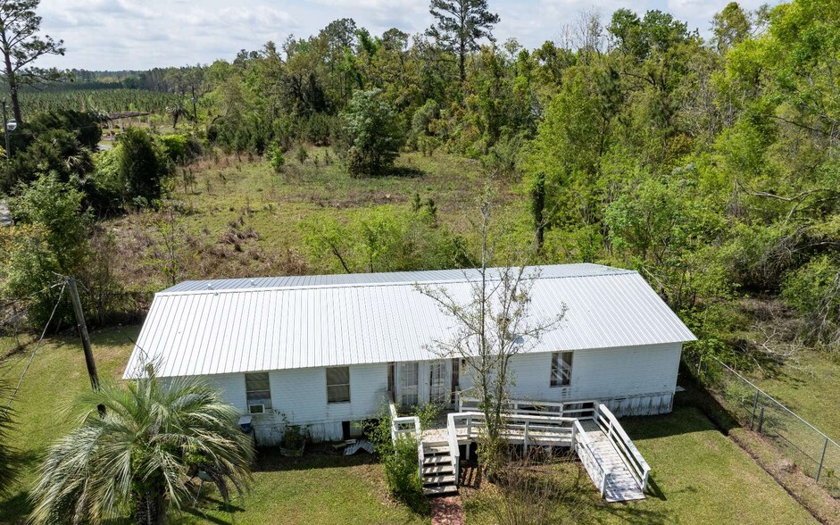 More Photos Of 7601 133rd Rd, Live Oak Assisted Living For Sale