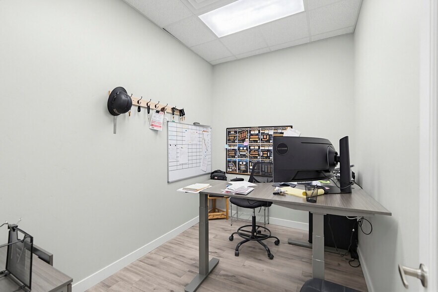 More Photos Of 349 Lake Havasu Ave S, Lake Havasu City Office For Sale