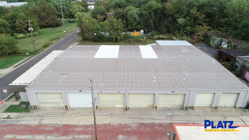 Primary Photo Of 107 N Hine St, Youngstown Warehouse For Lease