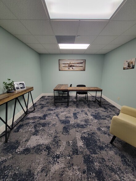 More Photos Of 208 S Beach St, Daytona Beach Office For Lease