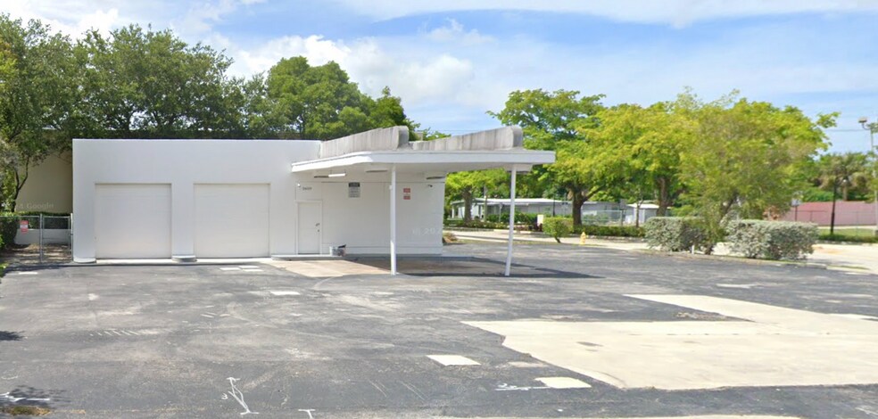 More Photos Of 3609 Broward Blvd, Fort Lauderdale Service Station For Sale