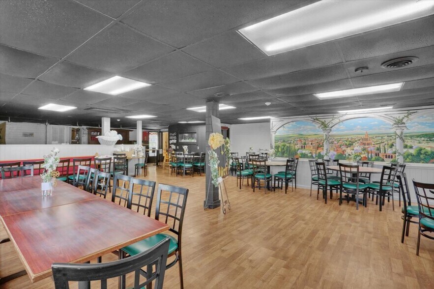 More Photos Of 16 Columbia Ave, Reading Restaurant For Sale