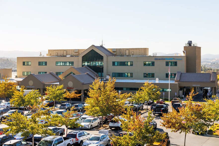 More Photos Of 1400 6th St, Coachella Office For Lease