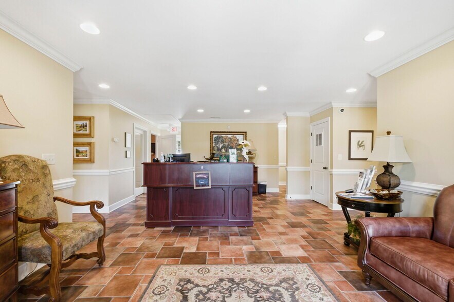 More Photos Of GA Hwy 136, LaFayette Bank For Sale