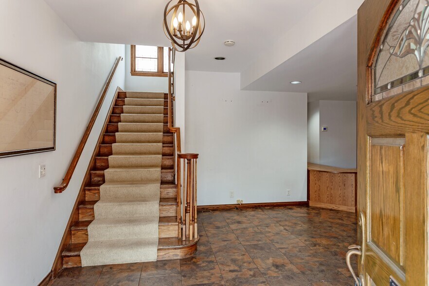 More Photos Of 2060 The Alameda, San Jose Loft Creative Space For Sale