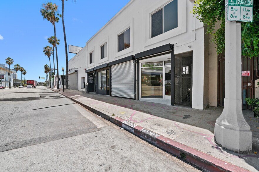More Photos Of 355-359 N Fairfax Ave, Los Angeles Storefront Retail Office For Lease