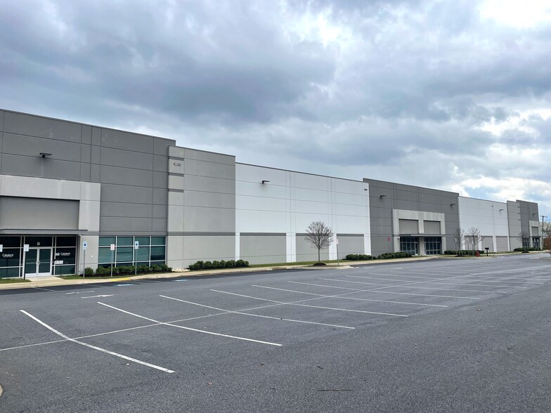 More Photos Of 1250 Stoney Run Rd, Hanover Distribution For Lease