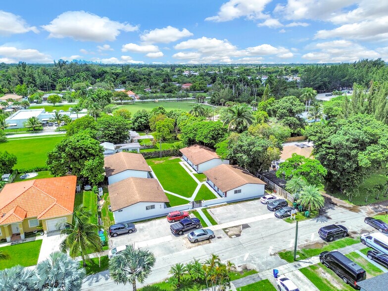 More Photos Of 60 NW 161st St, Miami Apartments For Sale