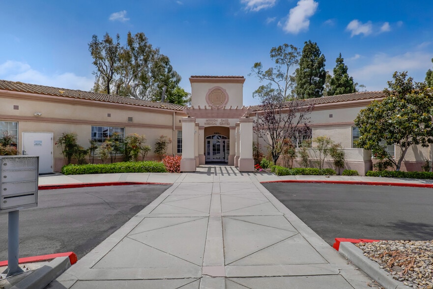 Primary Photo Of 5301 Mission Oaks Blvd, Camarillo Medical For Lease