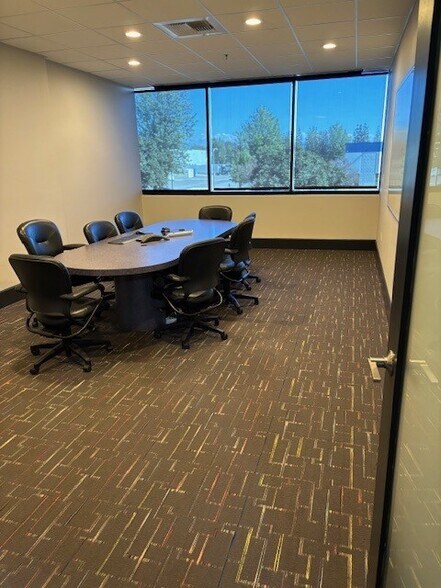 More Photos Of 9410 Topanga Canyon Blvd, Chatsworth Office For Sale