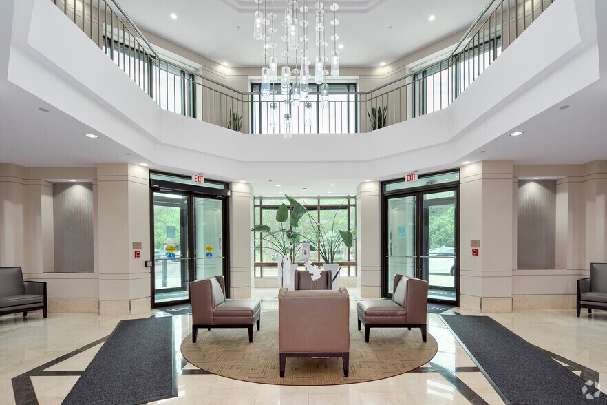 More Photos Of 505 Huntmar Park Dr, Herndon Office For Lease