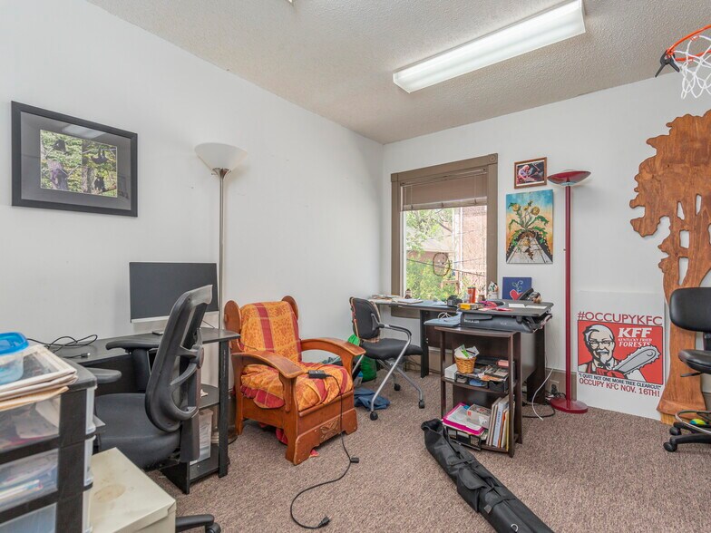 More Photos Of 93 Church St, Asheville Office For Lease