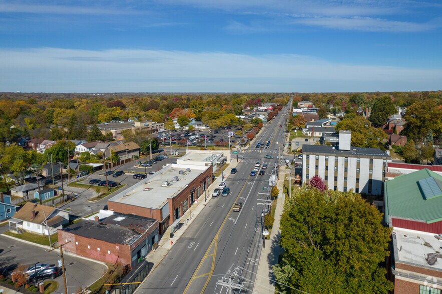 More Photos Of 3361-3363 N High St, Columbus Storefront Retail Residential For Sale