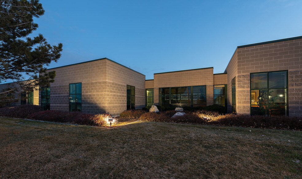 More Photos Of 3131 W 2210 S, Salt Lake City Office For Sale