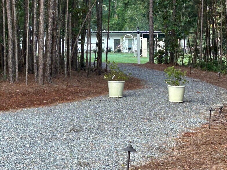 More Photos Of 1480 Joel Rd, Carthage Specialty For Sale