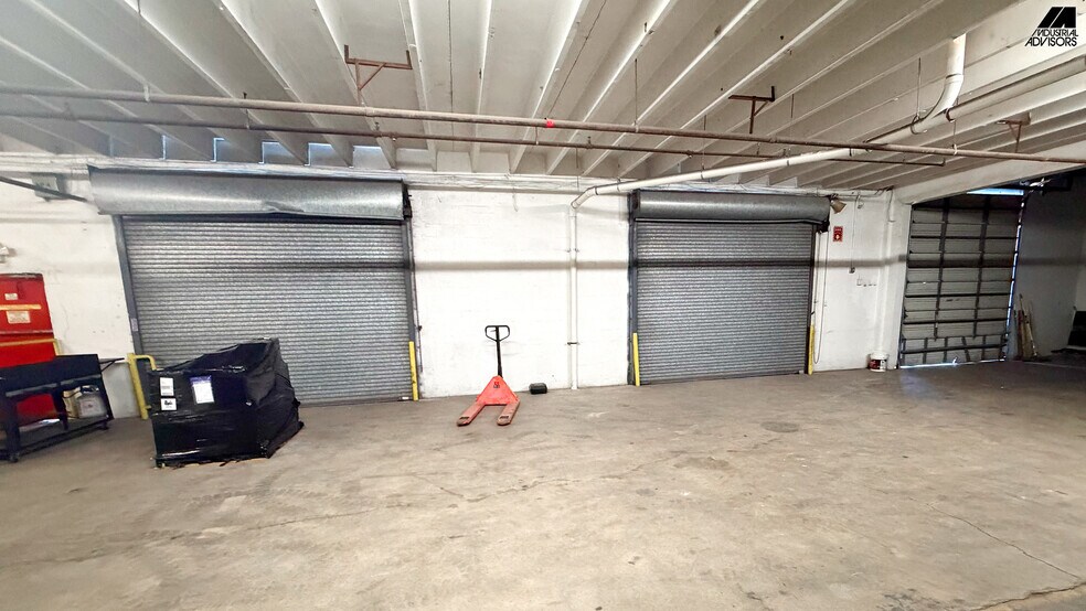 More Photos Of 160 Ali Baba Ave, Opa-locka Manufacturing For Lease
