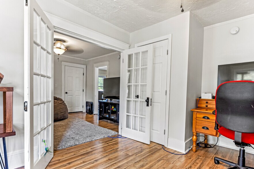 More Photos Of 51 Tanguay St, Sanford Apartments For Sale
